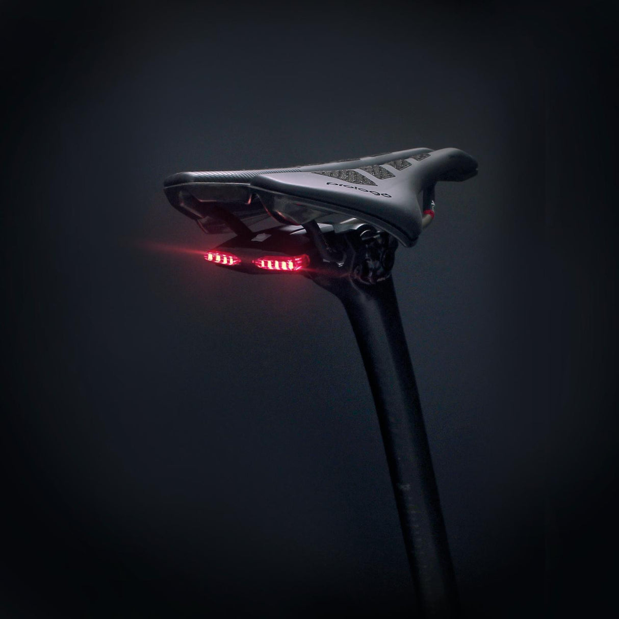 LUCIA | Feu arrière de vélo intelligent