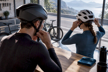Comparaison entre deux casques de vélo de route